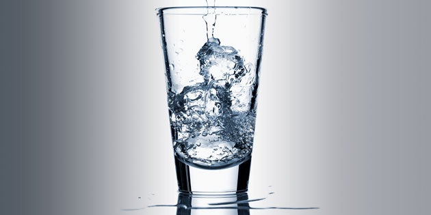 Est-ce que vous buvez suffisamment d'eau?