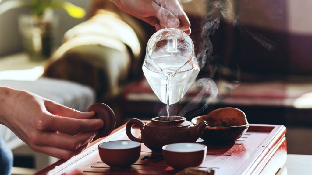 Pu'er : le thé qui guérit les intestins dont vous n'avez jamais entendu parler