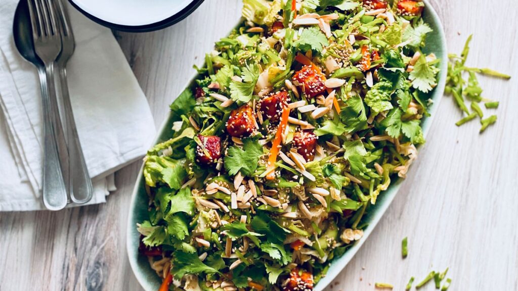 Salade croustillante Napa Tempeh Salade croustillante Napa Tempeh