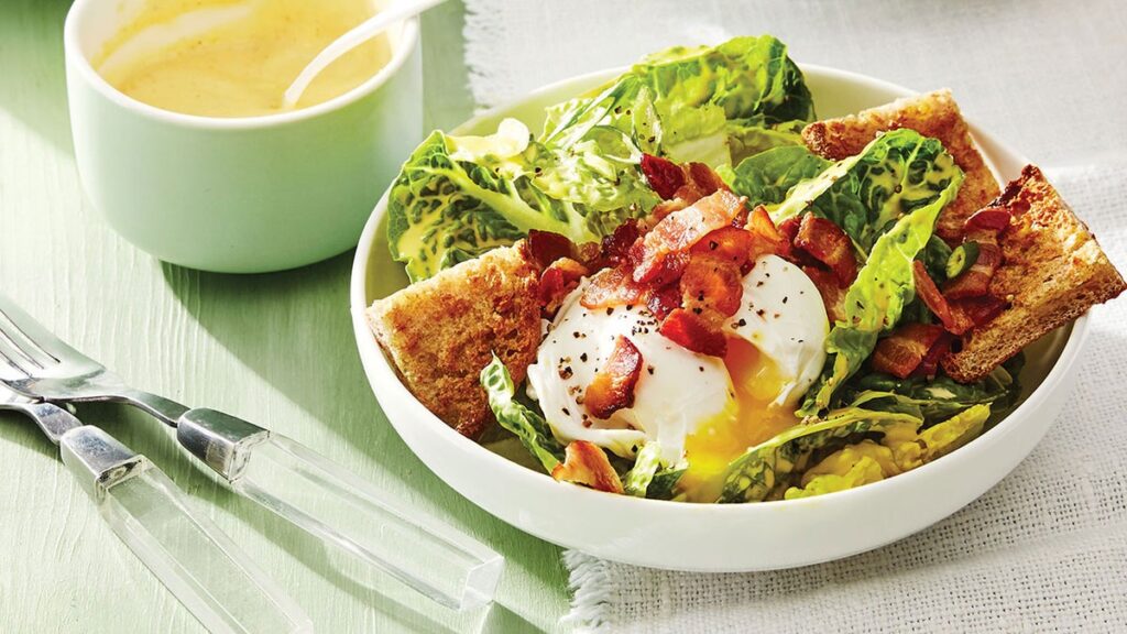 Qu'y a-t-il pour le petit-déjeuner ?  Salade!