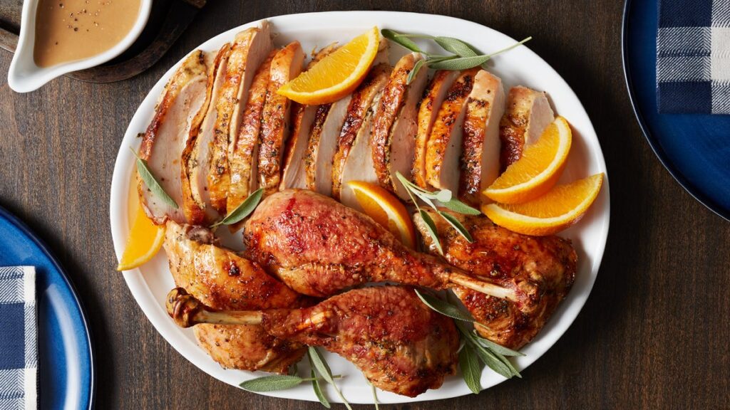 Dinde saumurée à sec avec sauce à préparer à l'avance