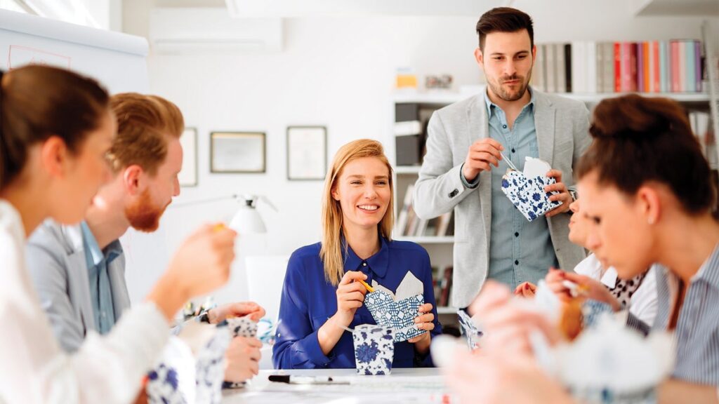 Pourquoi vous devriez commander la même chose que votre patron