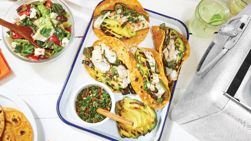 Tacos de morue grillée et poblano avec gremolata