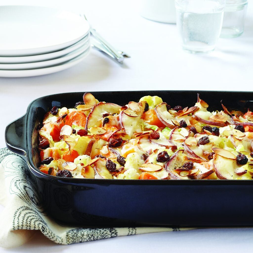 Gratin de butternut au fromage avec amandes et raisins secs