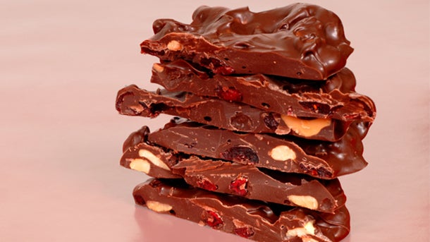Écorce de chocolat aigre-doux