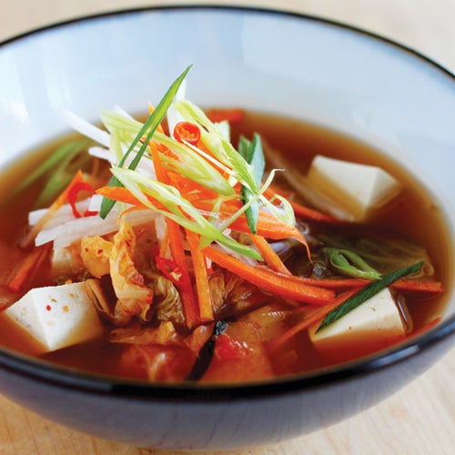 Ragoût coréen avec tofu et kimchi